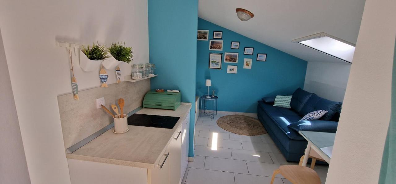 Apartmani ElaDora Biograd Na Moru Exterior foto