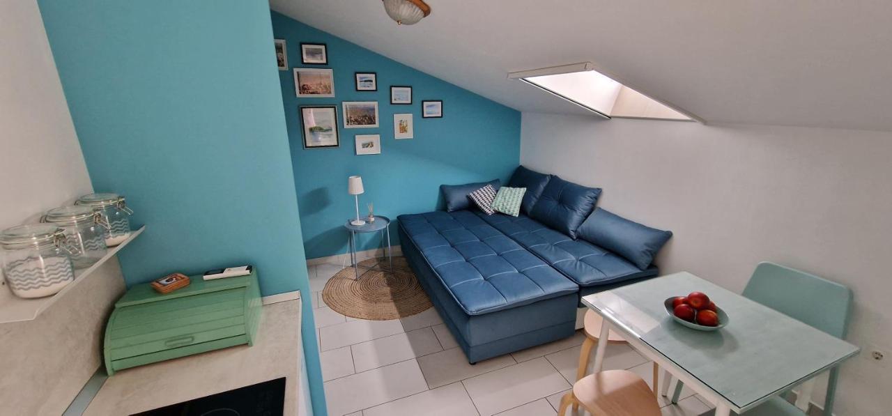 Apartmani ElaDora Biograd Na Moru Exterior foto